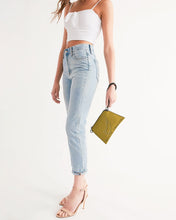 Load image into Gallery viewer, Golden Dragon Wristlet