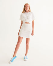 Load image into Gallery viewer, Dragon Charge Women's Faux-Leather Sneaker