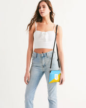 Load image into Gallery viewer, Dragon Charge Wristlet